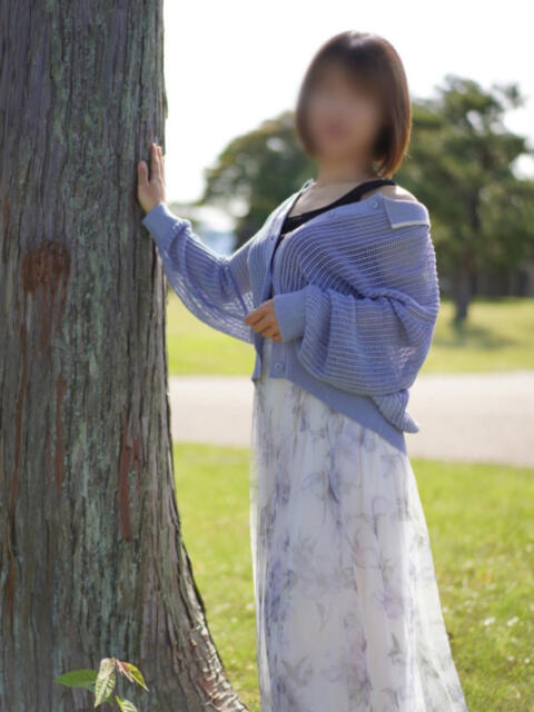 えみ [優良人妻店]セレブスタイル（山口～防府～萩）（人妻デリヘル）