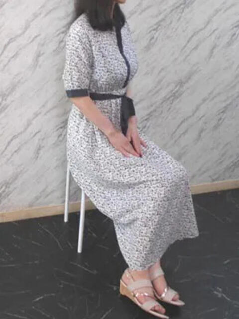 はるな 完熟とまと(十三)（熟女・人妻ホテヘル）