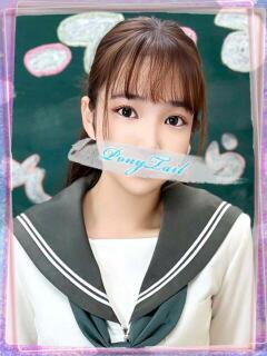 れいか【業界未経験のキス魔っ娘】