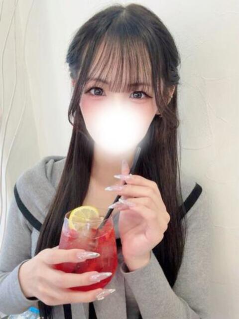 会社員どM美女みなもちゃん ロイヤル　アテンダー（デリヘル）