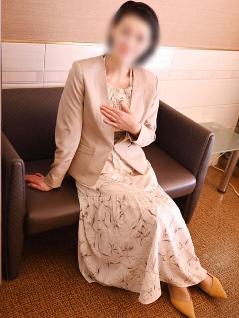 ゆりえ 完熟ばなな 上野店（待ち合わせ熟女デリヘル）