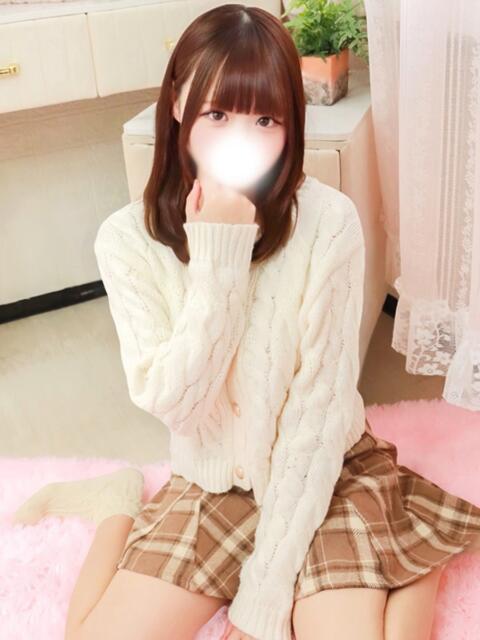 ゆい 高級オナクラ　ひよこクラブ（オナクラ・手コキ）