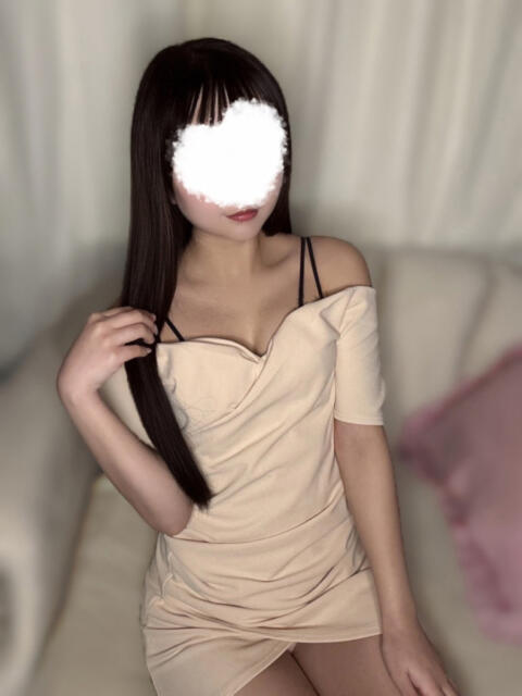 紅　くにか Femme Fatale（ファムファタール）（【非風俗】メンズエステ）