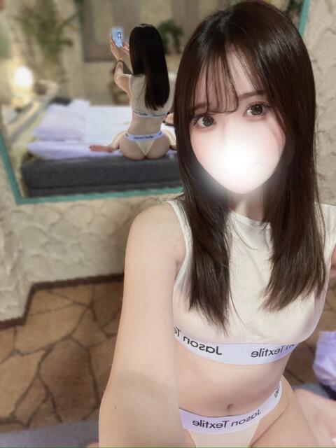 ゆあな 舐めたくてグループ～君とサプライズ学園～越谷校（デリヘル）