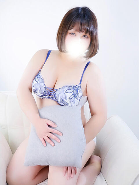 りおん 西船巨乳ぽっちゃり　乳神さま（デリヘル）
