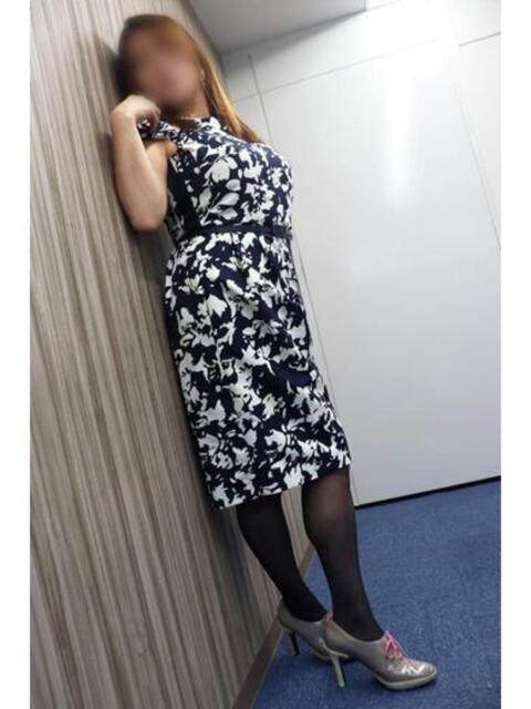 みさき 逢って30秒で即尺（人妻・熟女待ち合わせデリヘル）