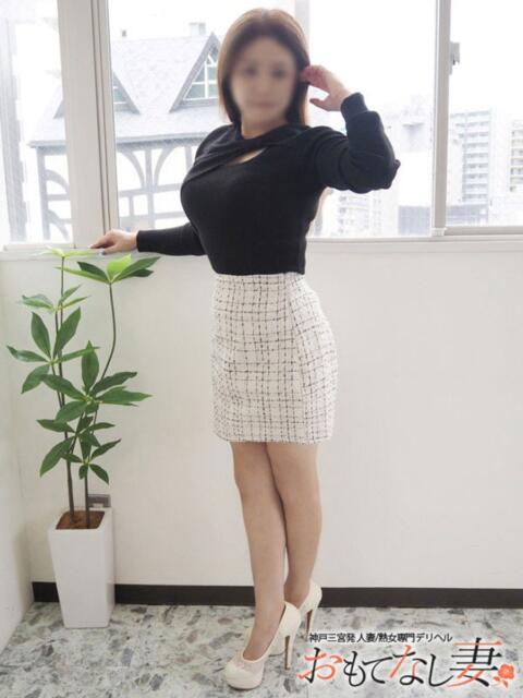 葉月りん おもてなし妻（人妻デリヘル）