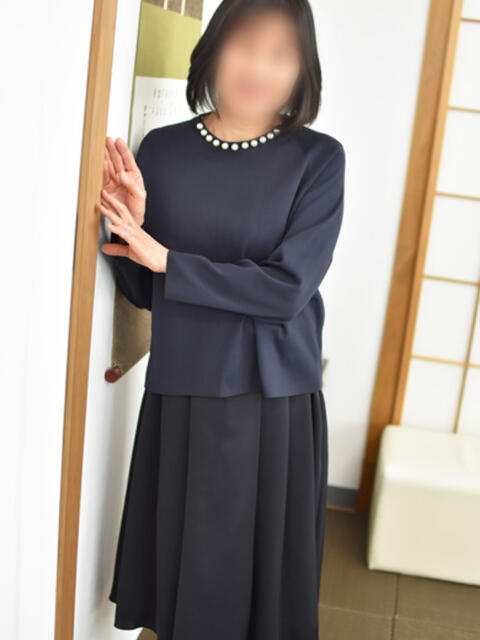 ゆきの(昭和38年生まれ) 熟年カップル名古屋～生電話からの営み～（人妻・熟女デリヘル）