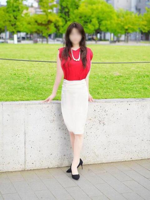 一条 すみれ こあくまな熟女たち 西川口店(KOAKUMAグループ)（人妻・熟女デリヘル）