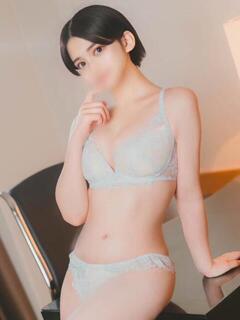 椎名るる ウルトラホワイト（五反田/デリヘル）