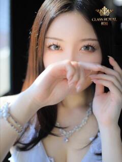 りり　高貴のオーラに神秘的な美貌 ROYAL FACE（中洲/ソープ）
