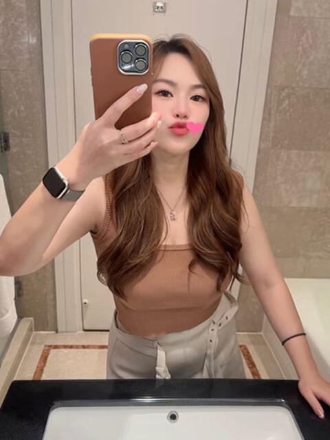 エミリー ラブハーレム（アジアンデリヘル）