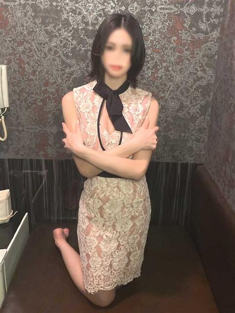 神崎　りく PLATINA R-30（すすきの）（ファッションヘルス）