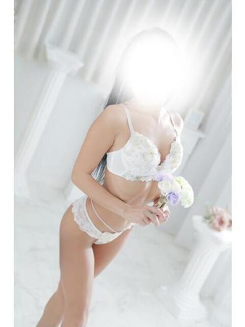 友（とも）☆☆☆ Miss&Mrs(ミス＆ミセス)（デリヘル）