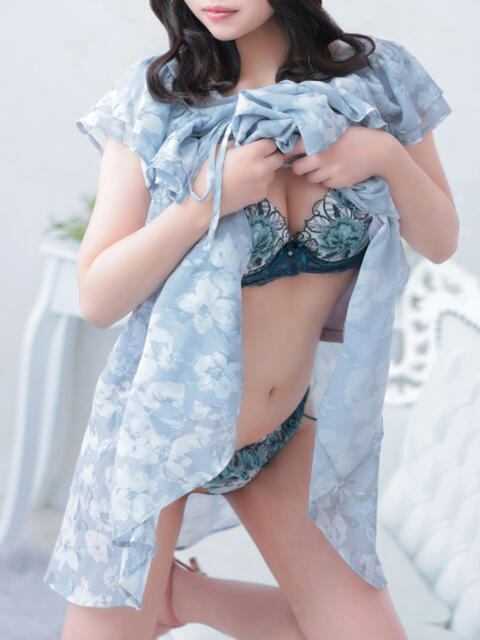 岩元　ゆう 未熟な人妻（若妻専門デリヘル）