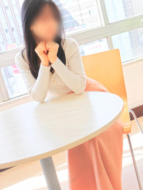 まいこ 性腺熟女100％鶯谷（デリヘル市場）（デリヘル）