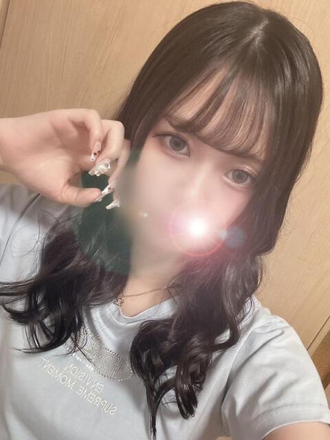 ひとは 極痴女専科 eros妻～エロマ～（人妻系デリヘル）