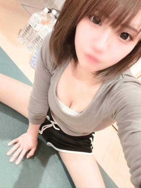 梨沙（りさ） 人妻の蜜（人妻系デリヘル）