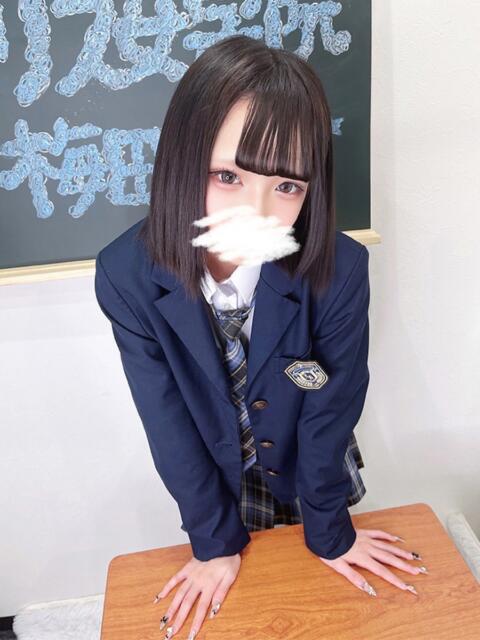 真野 みなみ アリス女学院 梅田校（ホテヘル）