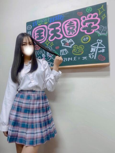 まり(隙だらけの純粋美少女) 学園天国（ファッションヘルス）