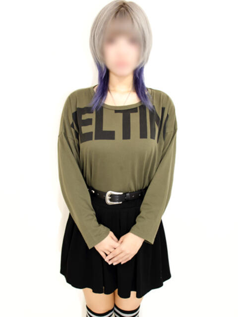 なぎ 池袋しろパラ(ホテヘル(手コキ・オナクラ))