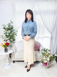 綾瀬しの こあくまな人妻・熟女たち岡山店（KOAKUMAグループ）（岡山/デリヘル）