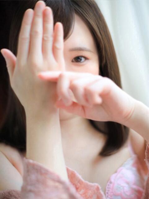 ことね　重盛さと美似ロリ系美人妻 CELEB FACE NAKASU（人妻ソープランド）