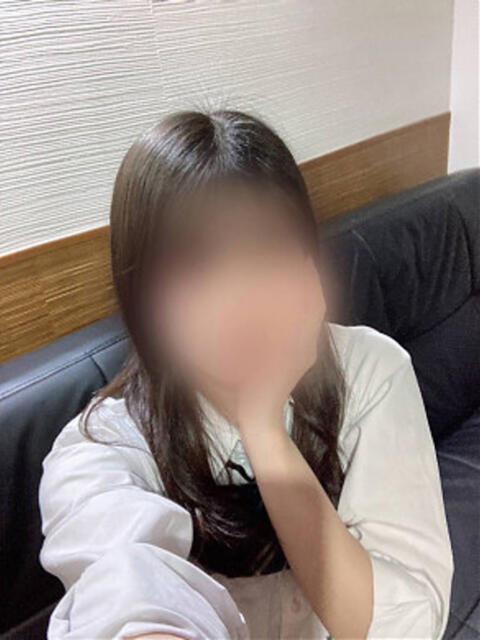 えま 西川口ビデオdeはんど（店舗型ビデオBOX風手コキ店）