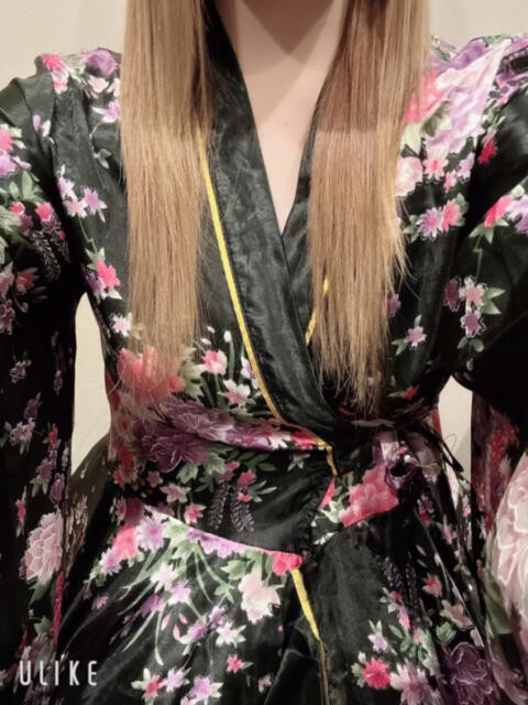 れいな クラブリリー（セクキャバ）