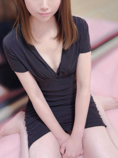 片瀬あいら マドンナの誘惑（【非風俗】メンズエステ）