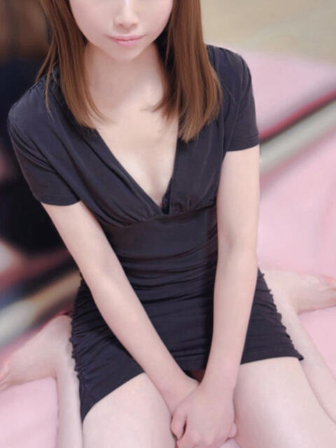 片瀬あいら 癒しのマダム（【非風俗】メンズエステ）