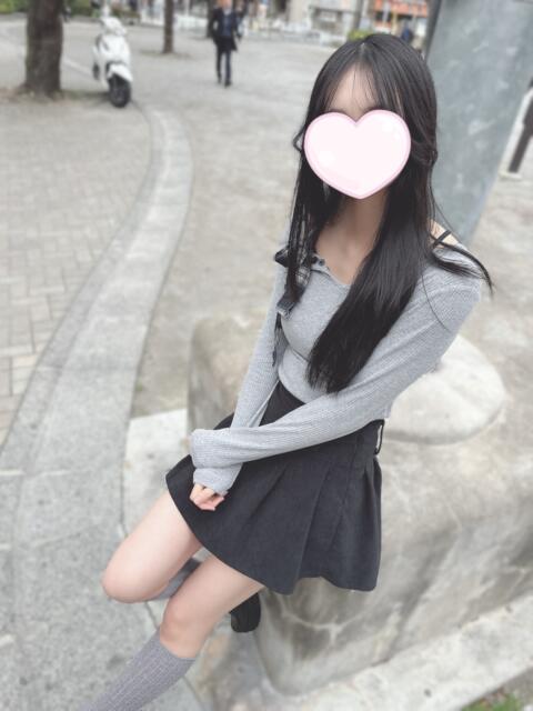 体験期間ひかる『経験０の素人美少女☆神スタイルと美貌に悶絶』 錦糸町派遣型JKリフレガチあい（派遣リフレ）