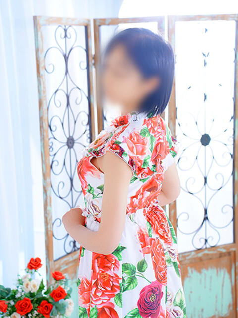 ゆみこ 人妻美人館（人妻デリヘル）