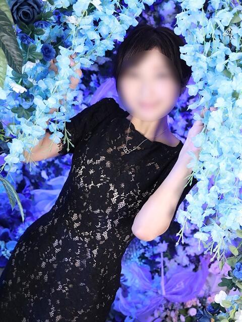 ゆり 人妻花かんざし（人妻デリヘル）