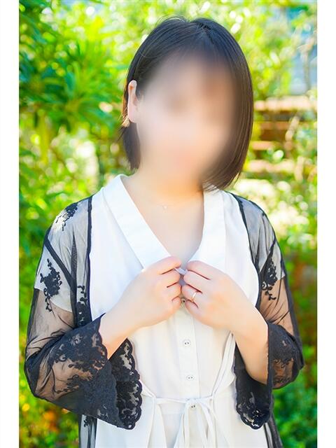 みなみ 奥鉄オクテツ神奈川店（デリヘル市場グループ）（駅待ち合わせ型人妻デリヘル）