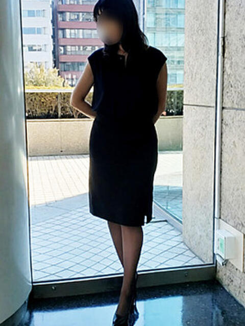 平松 不倫妻の誘惑（人妻系デリヘル）