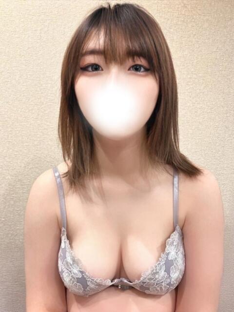 小岩みよ 全裸にされた女たちor欲しがり痴漢電車（ホテヘル）