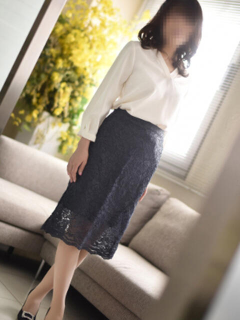 沢宮(さわみや) 人妻出逢い会 百合の園 山の手本店（人妻系デリヘル）