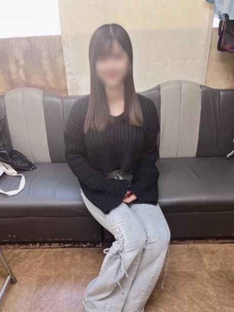 ももこ 初体験（学園系イメクラ）