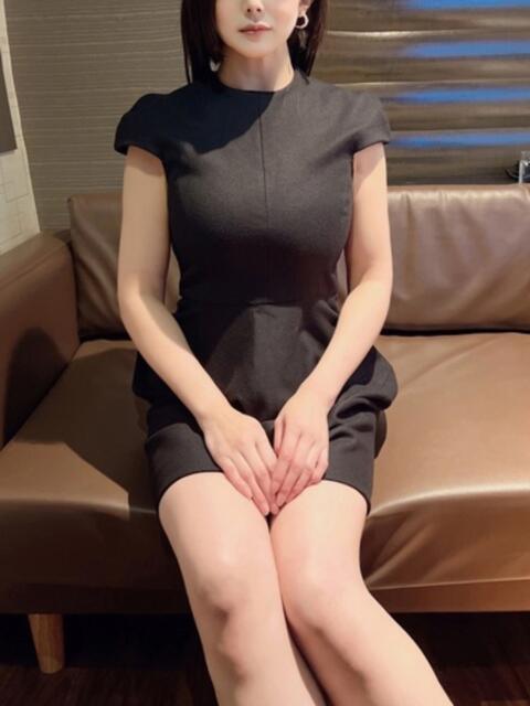 光(ひかり) エリートな人妻たち新宿（人妻デリヘル）