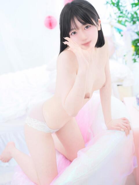 ゆいな E+アイドルスクール　大阪・日本橋店（デリヘル）