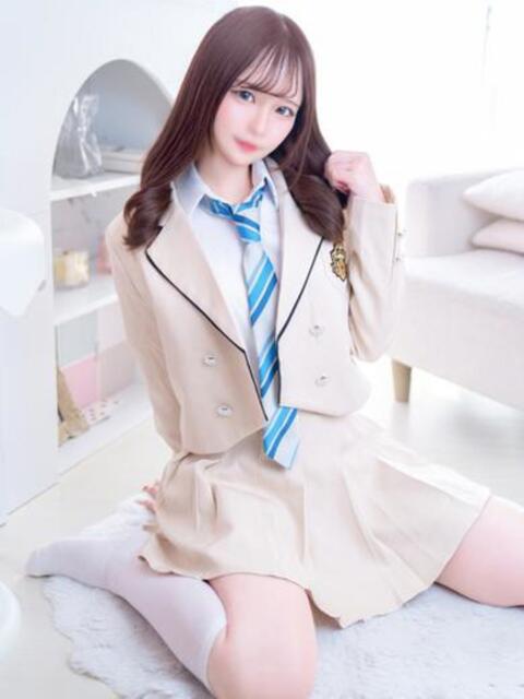 りさ E+アイドルスクール品川店（デリヘル）