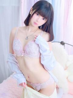 みう E+アイドルスクール新宿・歌舞伎町店（新宿・歌舞伎町/デリヘル）