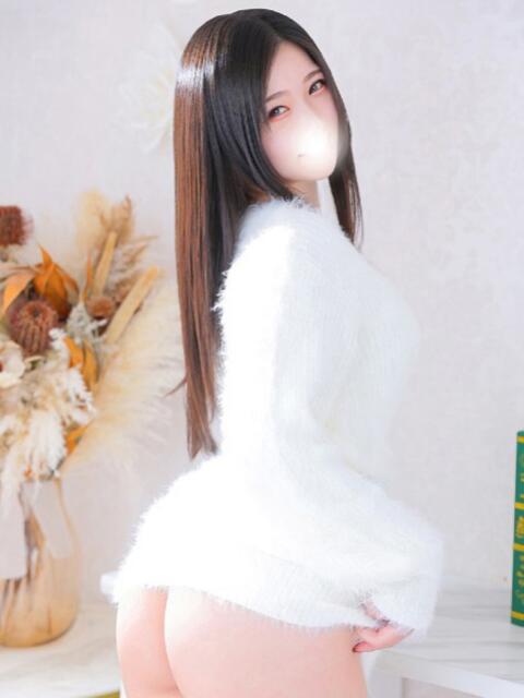 えま★完全未経験のド素人美少女 Chloe五反田本店　S級素人清楚系デリヘル（デリヘル）