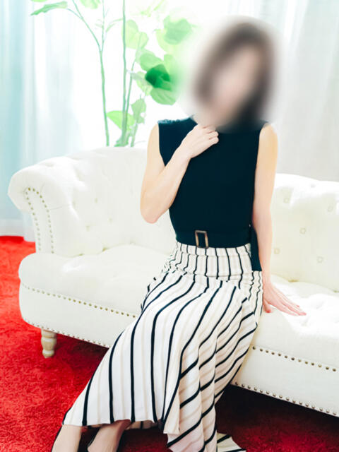 ひなた アバンチュール（難波）（人妻系ヘルス）