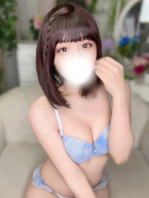 まふゆ 白いぽっちゃりさん錦糸町店（ぽっちゃりデリヘル）