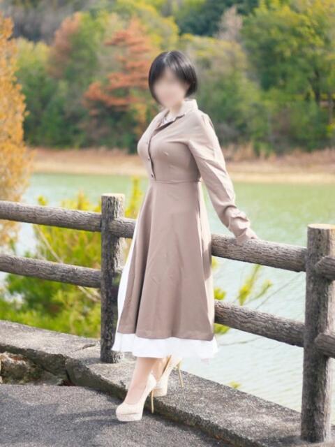 佐久間 百瀬 こあくまな人妻・熟女たち東広島店（KOAKUMAグループ）（人妻・熟女デリヘル）