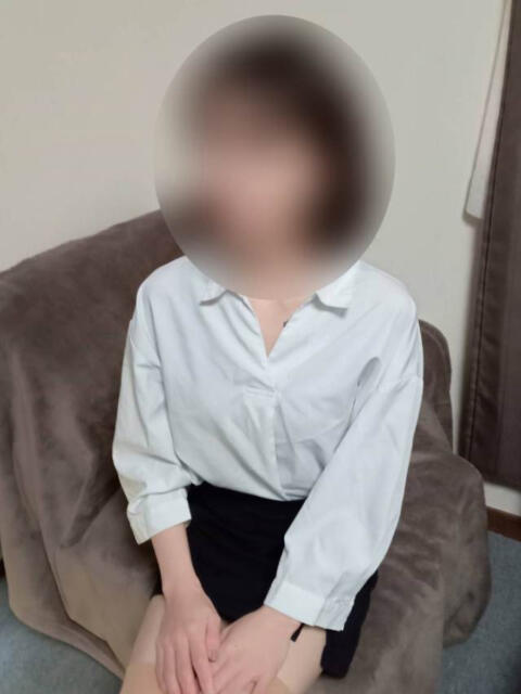 まな Paradis-パラディ-（【非風俗】メンズエステ）