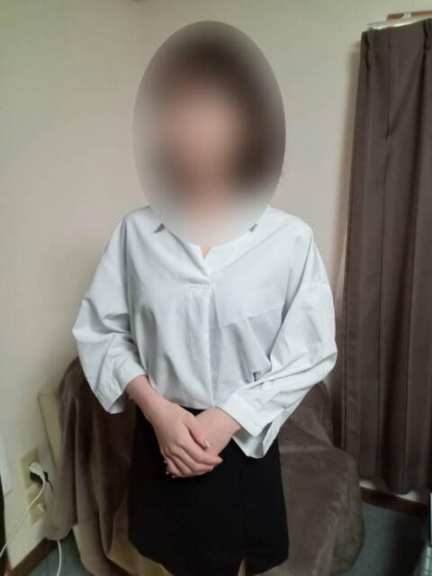 まな Paradis-パラディ-（【非風俗】メンズエステ）