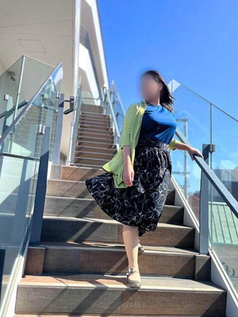 小倉 愛菜 ハレ系 福岡DEまっとる。（店舗型ヘルス）